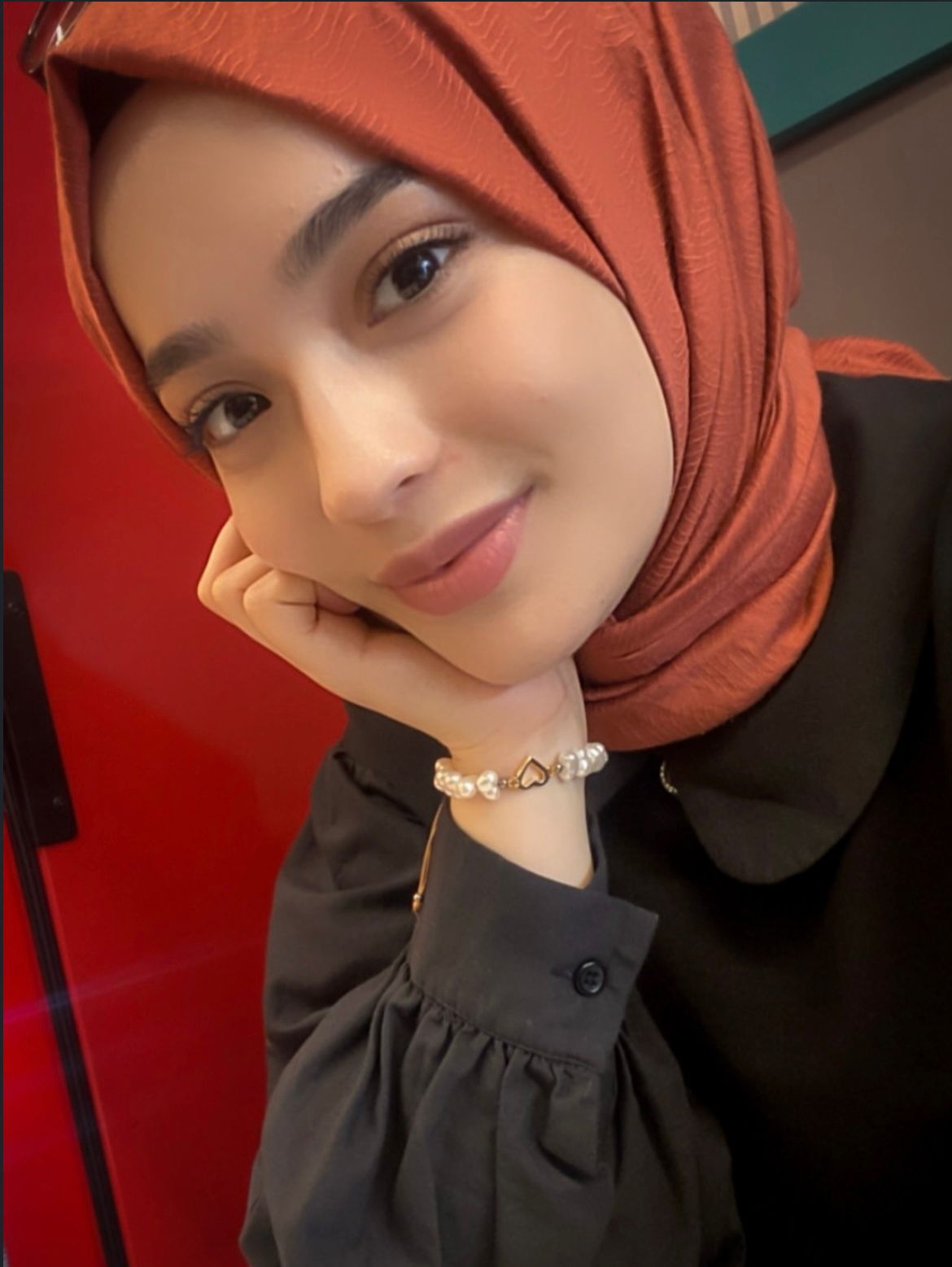 Konak Zarif Partner Escort Gülden