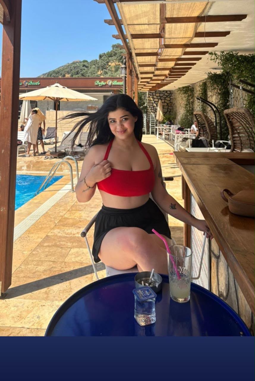 Güllüce Aşkı Yüksek Kadın Escort Rabia