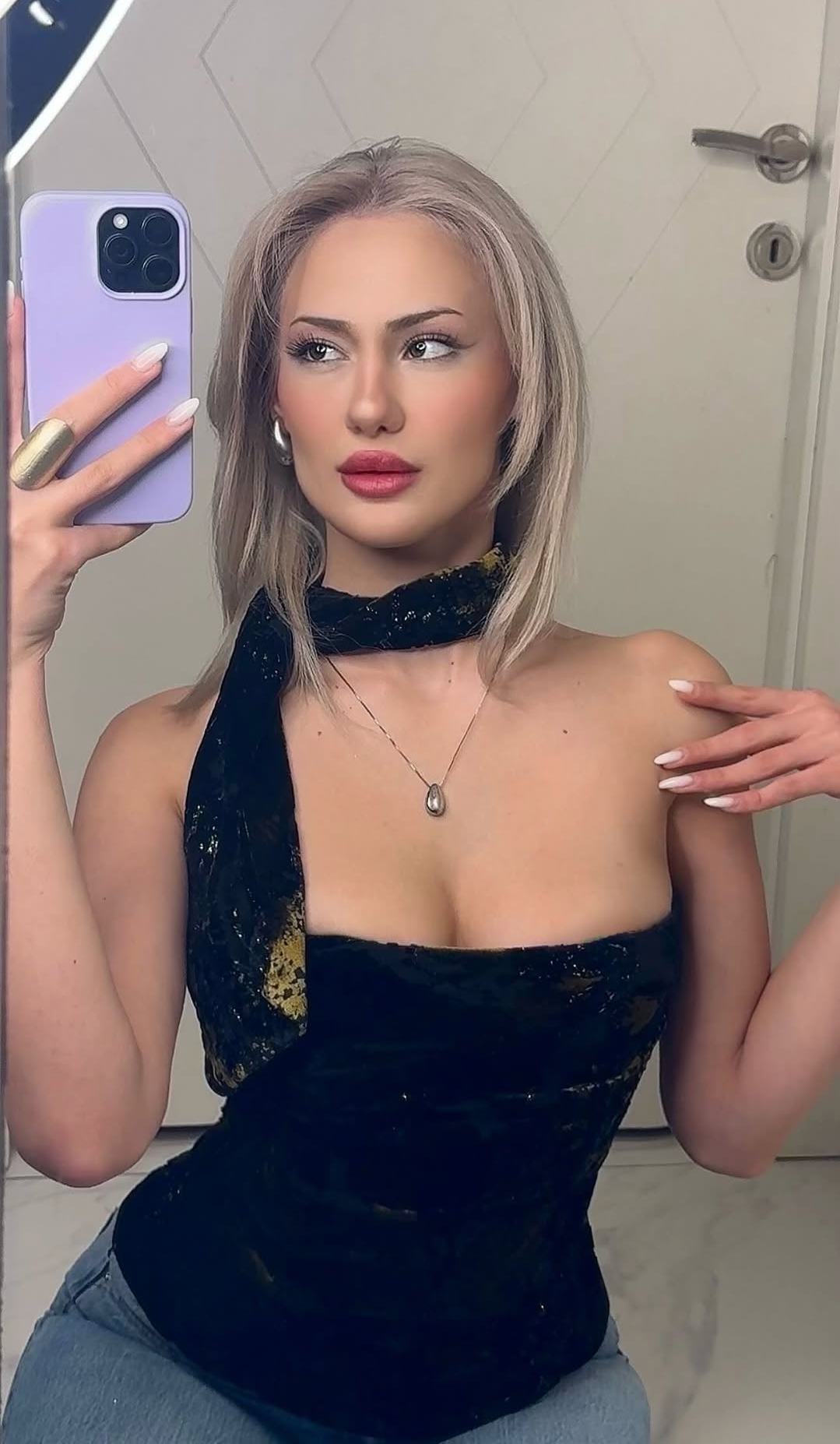 Danişment Swinger Escort Bengü